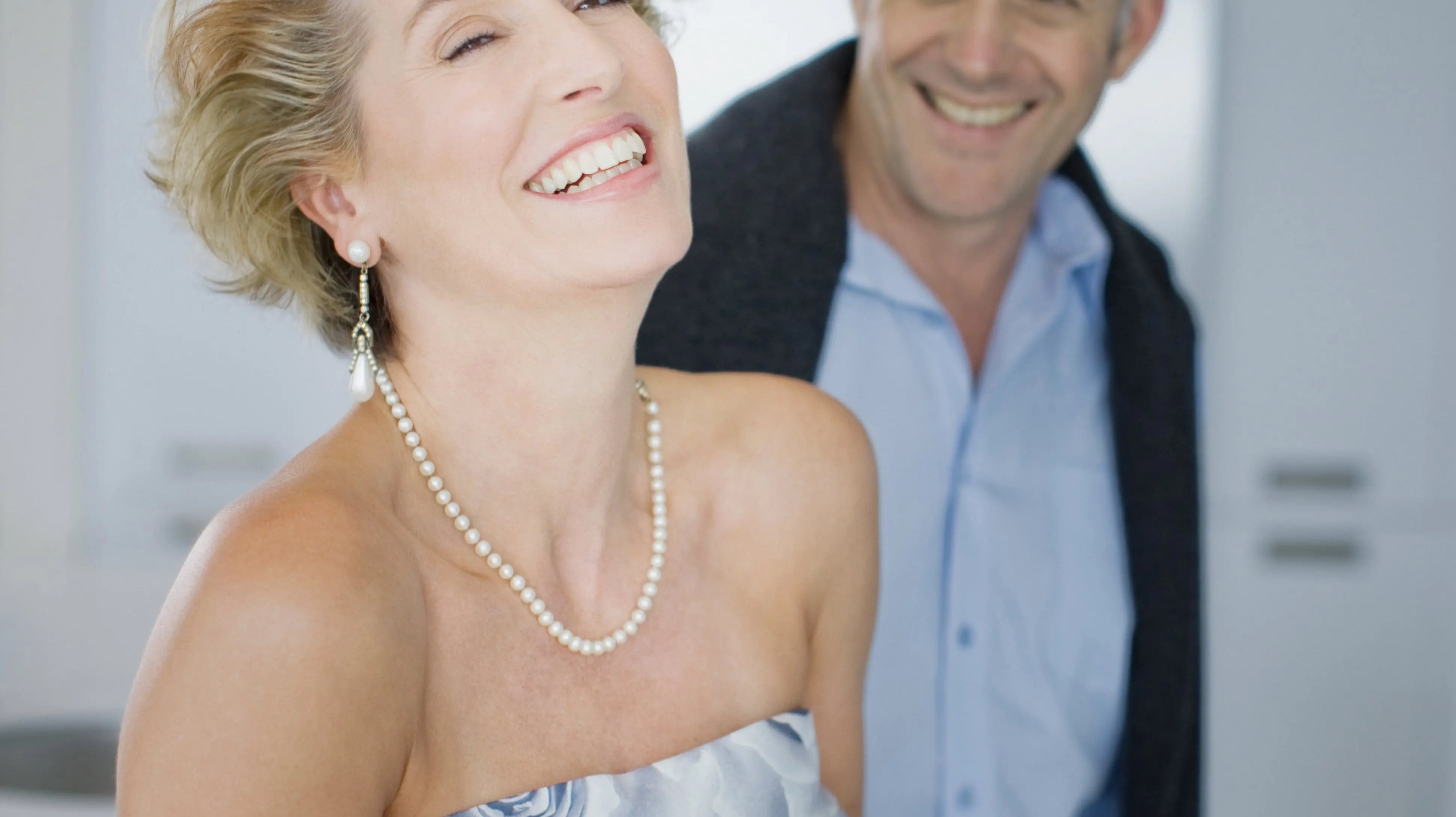 Alt-werden-mit-den-eigenen-Zähnen Snow Pearl GmbH