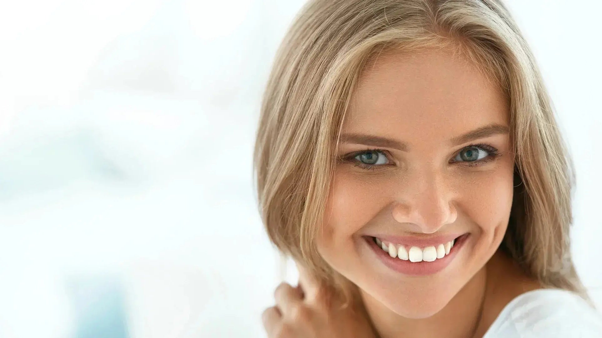Wie bekommt man weisse Zähne ohne Bleaching? Snow Pearl GmbH