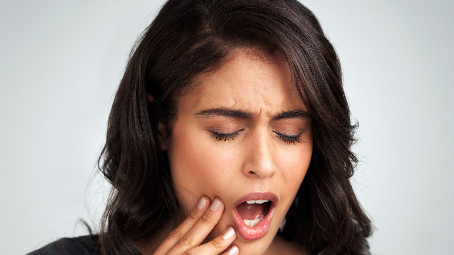 Zahnempfindlichkeit: Ursachen, Behandlung und wirksame Prävention