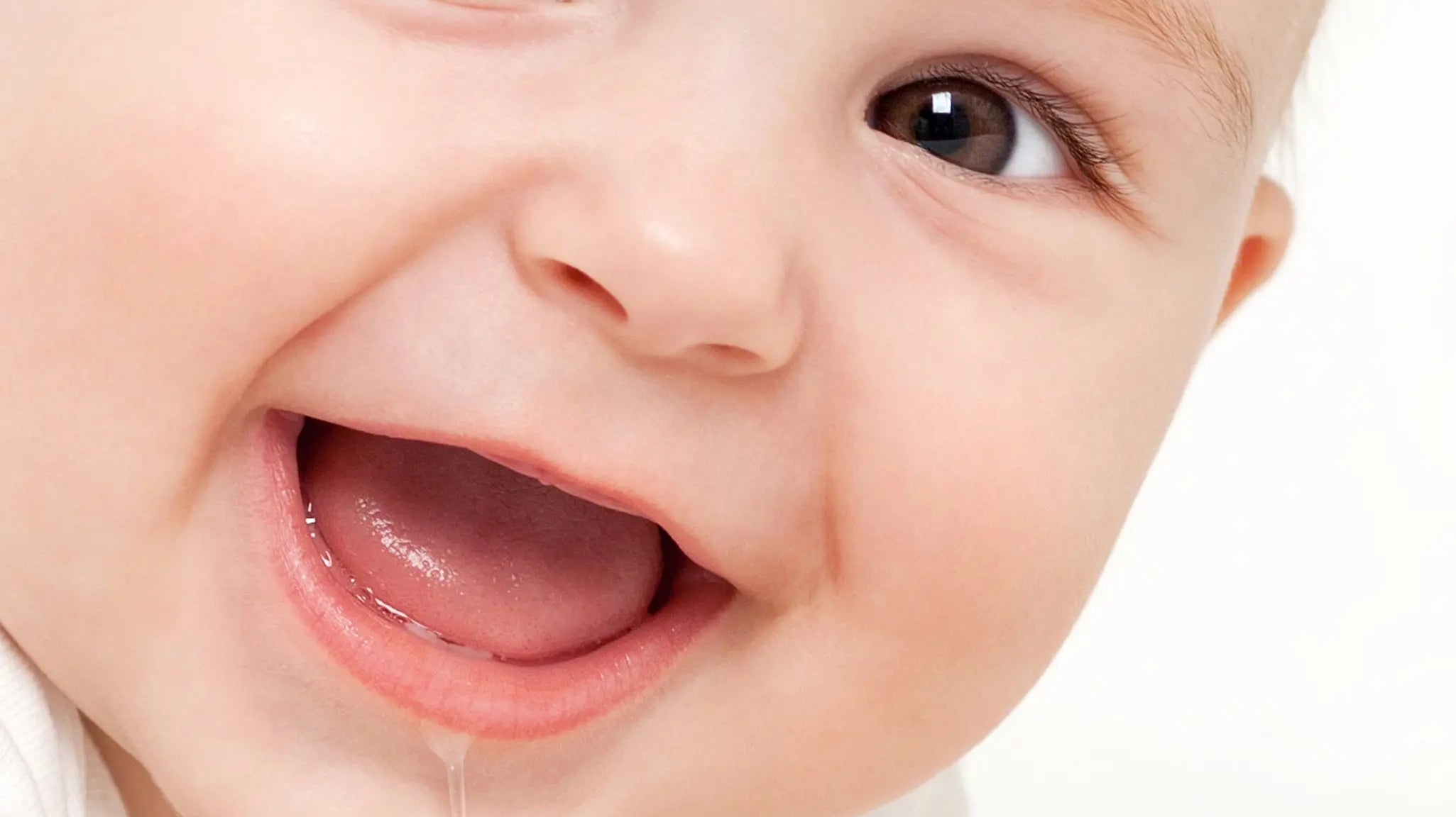 Da-bleibt-einem-die-Spucke-weg-Was-der-Speichelfluss-mit-Zahngesundheit-zu-tun-hat Snow Pearl GmbH