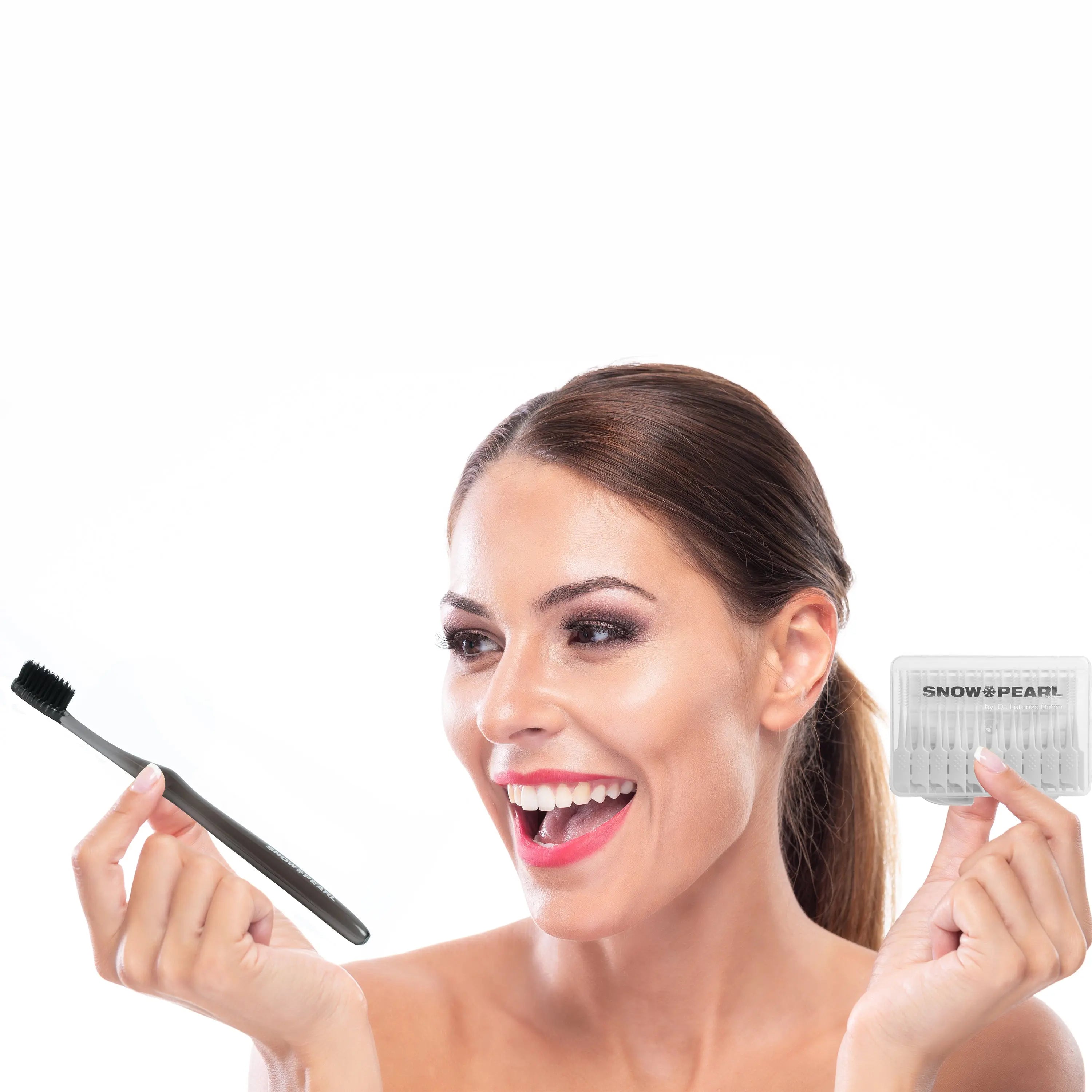 Falsche-Zahnbürsten-können-die-Zähne-regelrecht-absägen Snow Pearl GmbH