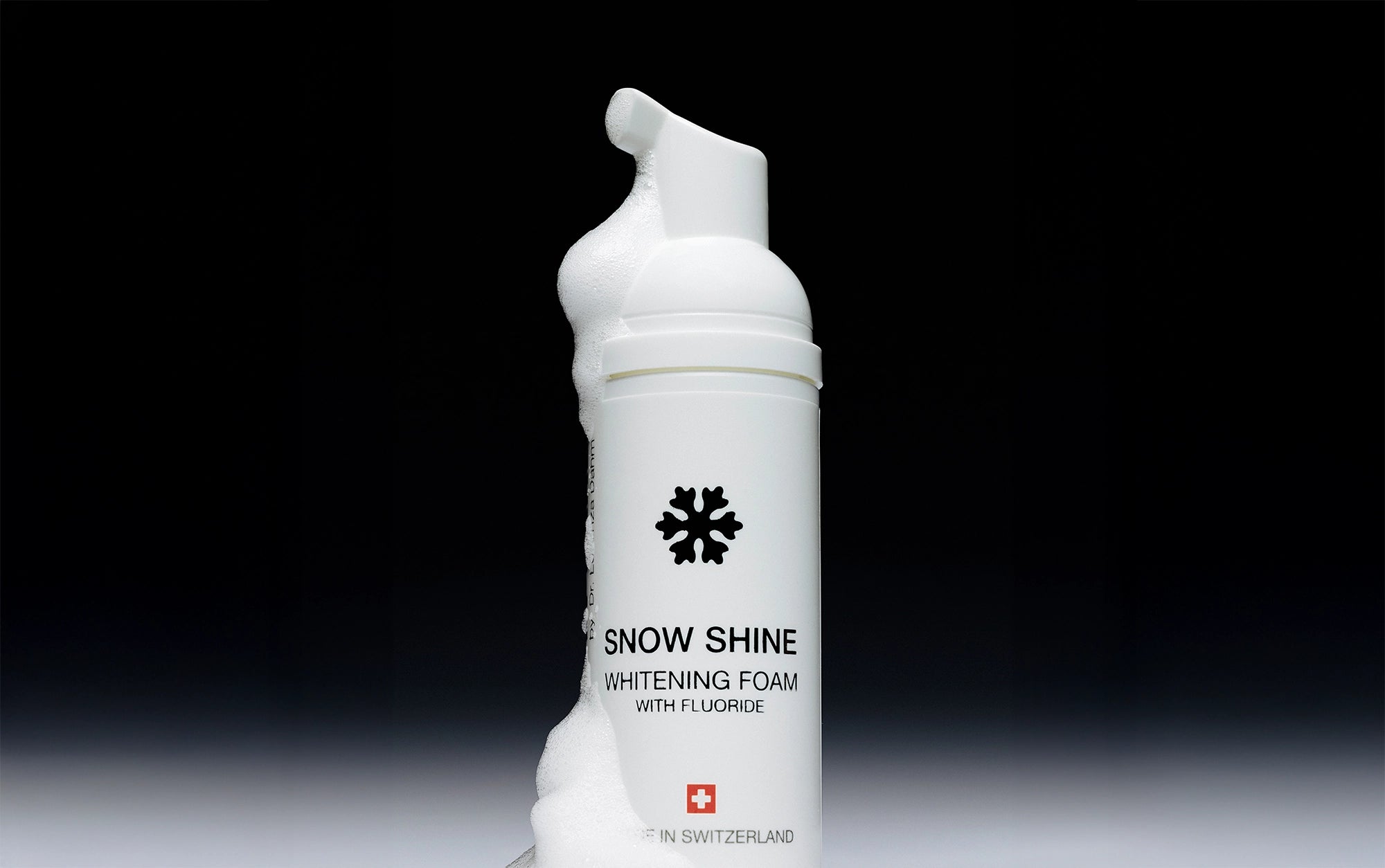 Detailaufnahme der Whitening Foam Schaumtextur