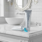 Whitening Zahnpasta sorgt für frischen Atem, saubere Zähne und ein langanhaltendes Mundgefühl.