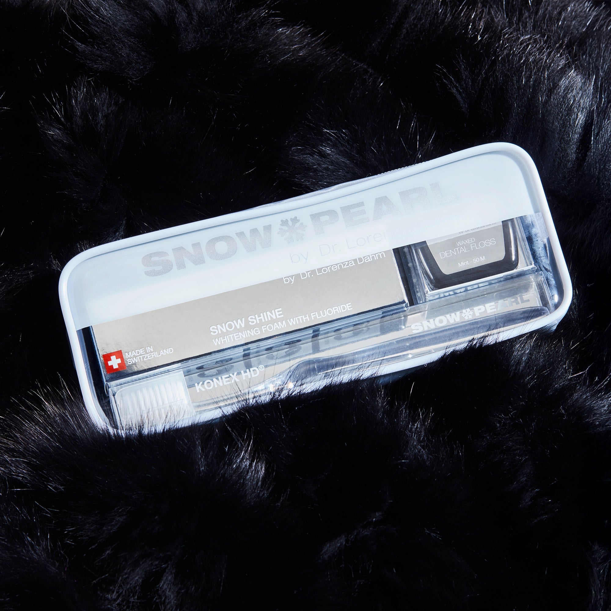 SNOW PEARL Zahnpflege Set für unterwegs mit Whitening Foam und Zahnbürste