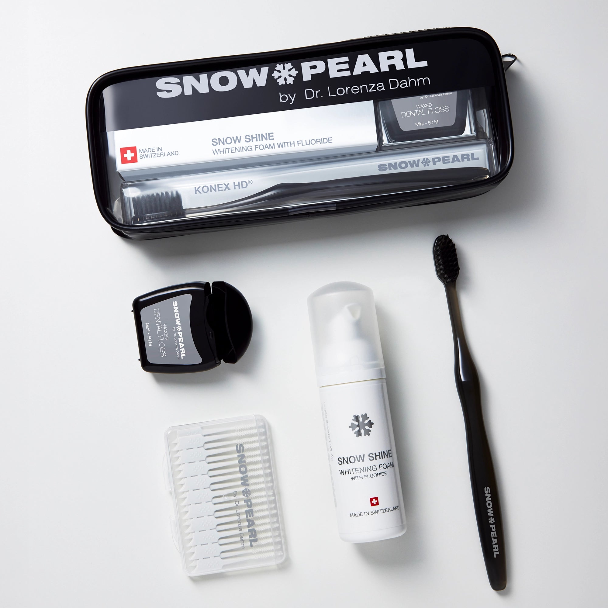 Zahnpflege Travel Kit in Schwarz mit Snow Shine Whitening Foam für unterwegs